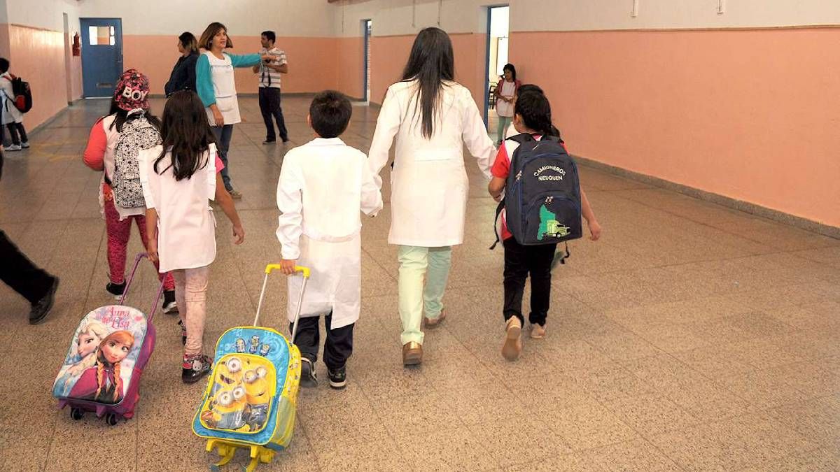 Se paga por primera vez el adicional docente en Neuquén qué se sabe de