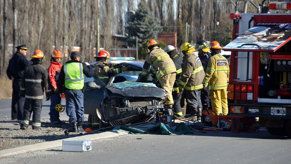 Plottier Un Hombre Muri Tras Chocar Contra Un Cami N