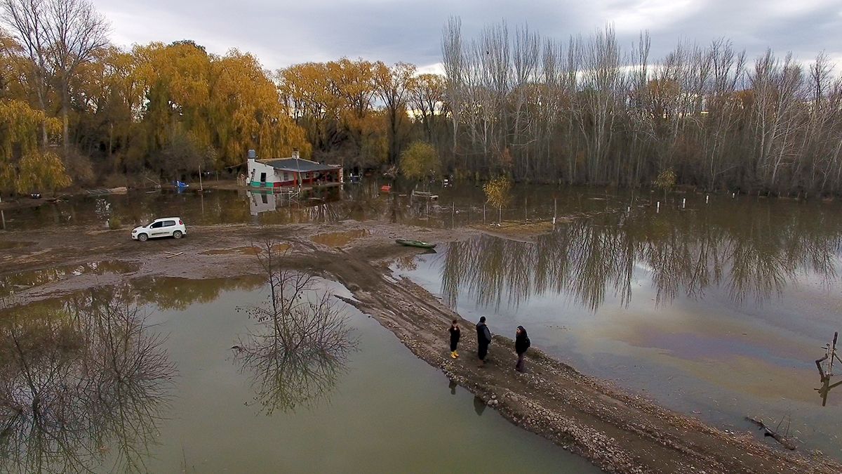 Se esperan fuertes lluvias y alertan por la crecida de ríos