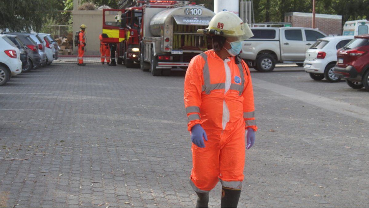 Se llenó la guardia de trabajadores intoxicados por una fuga de amoníaco