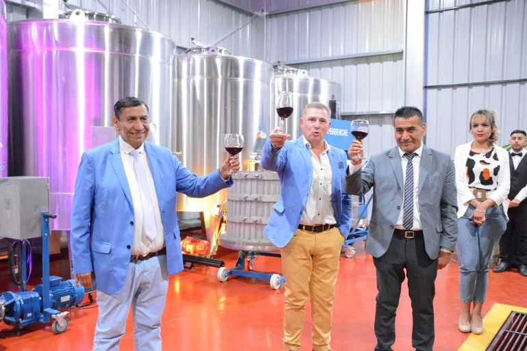 En Nueve Fotos Cutral Co Ya Tiene Su Bodega Y Sus Vinos