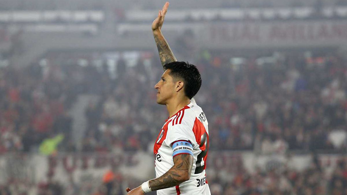 Enzo P Rez Se Despidi De River Y Dej Plantado A Mart N Demichelis