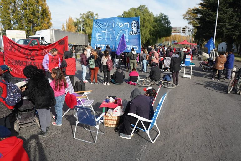 Martes Con Corte En El Puente Carretero Y Protestas En El Centro De Neuqu N