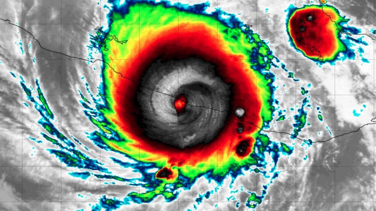 Huracán Otis un monstruo de categoría 5 azota México