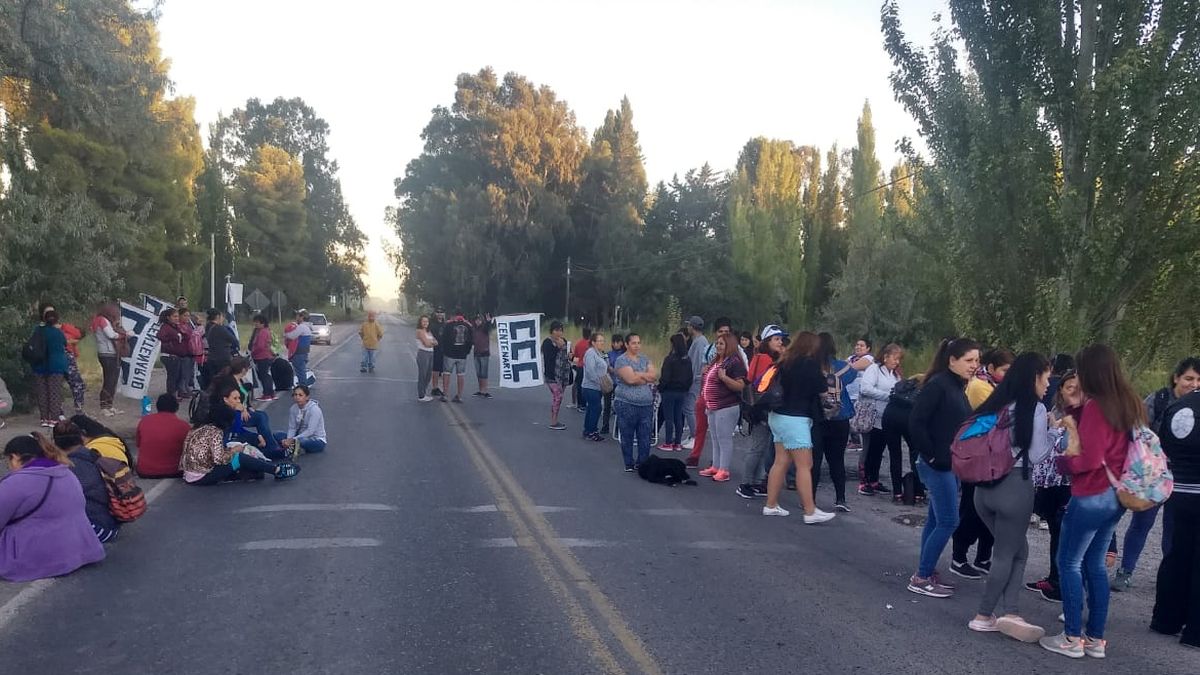 Tras las protestas organizaciones sociales acordaron reunión con