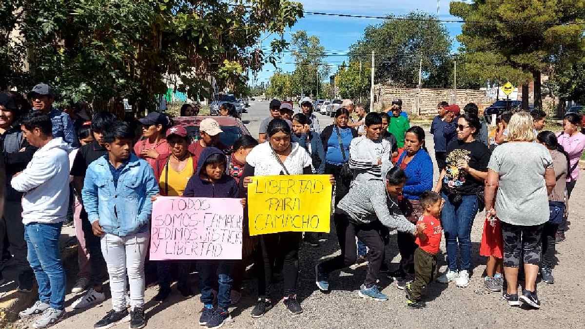 Ingeniero Huergo Marcha En Apoyo Al Chacarero Que Mat A Un Ladr N