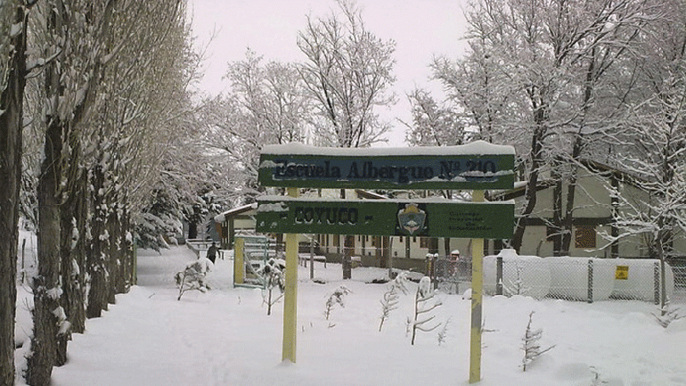 Acusan a ATE del colapso de una escuela por falta de auxiliares