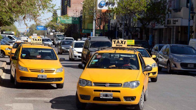 Perderan La Licencia Los Duenos De Taxis Que No Paguen El Gps