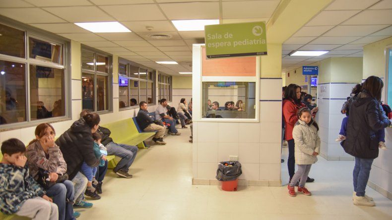 La semana comenzó con esperas tediosas en el Castro Rendon.