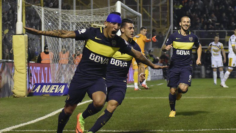 Centurión abrió la cuenta del partido con un gol de cabeza sobre el final del PT.