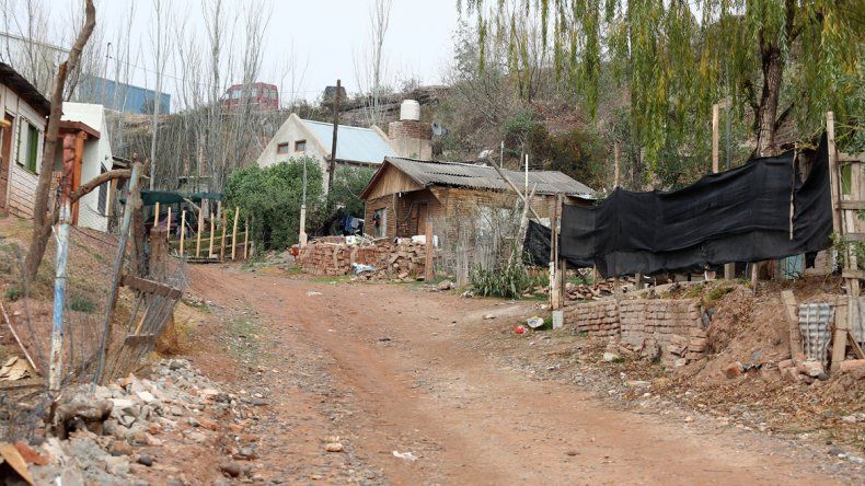 Los gobiernos ponen plata en el barrio, pero revertir la mala imagen visual es una tarea más compleja.