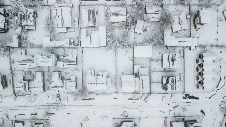 Así se veía hoy San Martín de los Andes desde un drone.