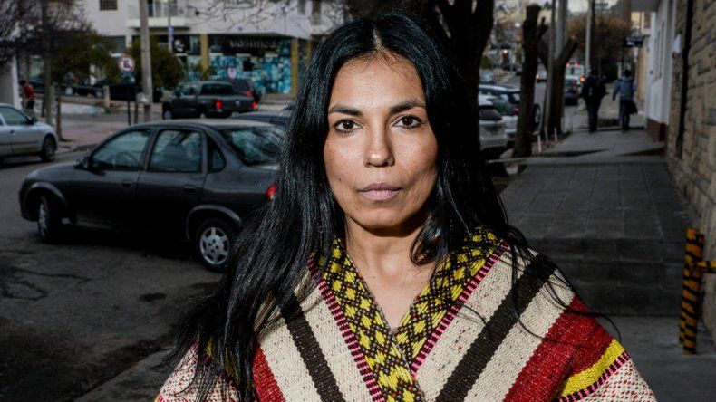 La cantante de Tonolec, Charo Bogarín, será la versión adulta de Aimé Painé. Reemplazó a Aymará Rovera en el rol protagónico.