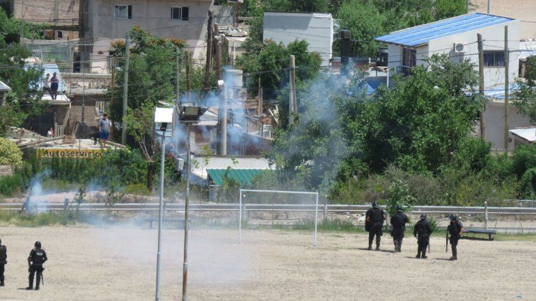 Enfrentamientos en inmediaciones del CAM