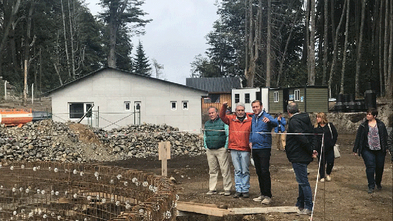 Gutiérrez recorrió diversas obras en Villa La Angostura