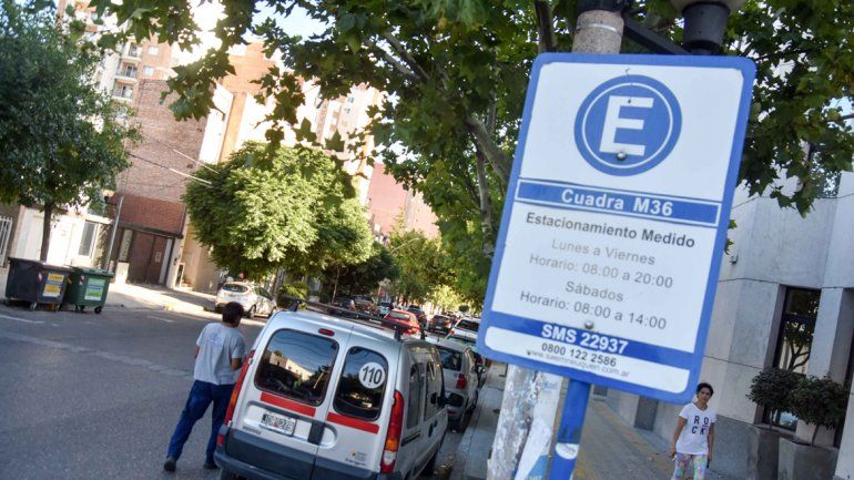 SAEM pretende una transición rápida al nuevo sistema de estacionamiento.