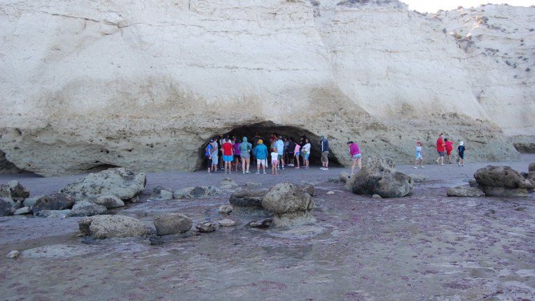 Un contingente de hasta 50 turistas pueden participar de este recorrido de caminos sinuosos y deslumbrantes con atractivos ocultos.