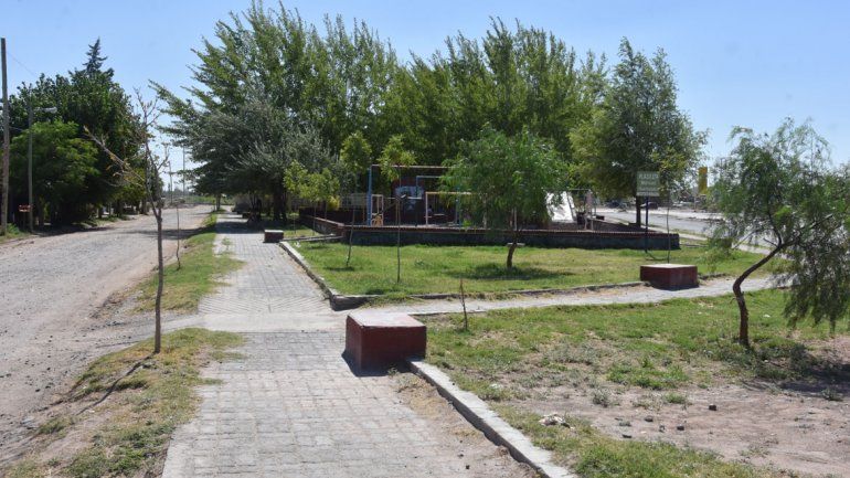 La plazoleta Manuel Huenuqueo, donde el tío de la chica atrapó al agresor y lo entregó a la Policía.