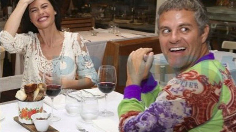 La pareja disfrutó una cena muy amigable y muchos aseguraron que estuvieron muy juntos.