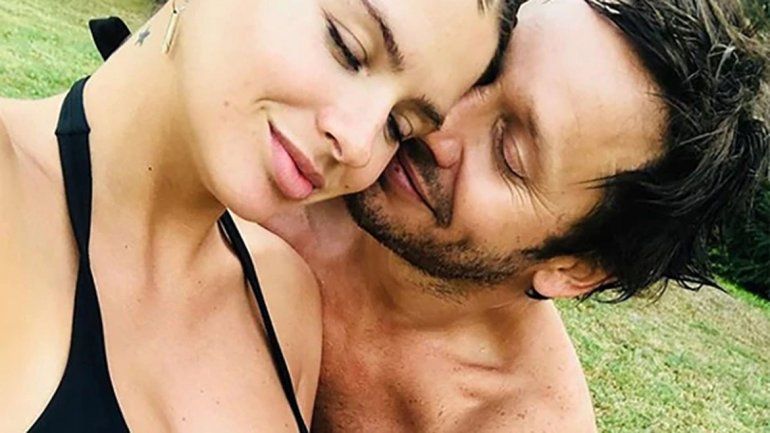 Vicuña y la China antes del parto y a la espera de Magnolia.