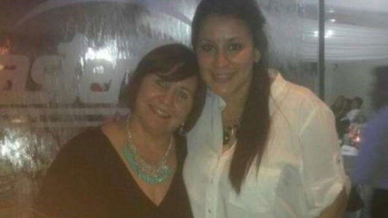 Mónica Outeda (51 años) y Mayra Soledad Bueno (25)