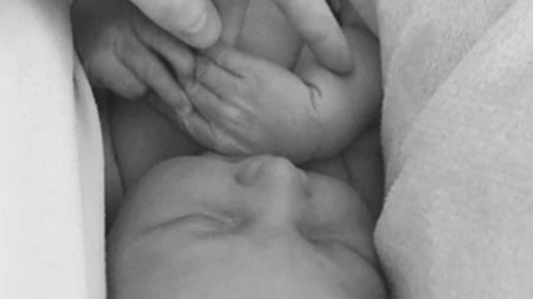 La Sueca presentó a su hijo en las redes