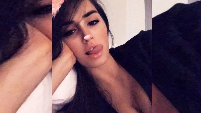 La cantante se mostró muy sexy.