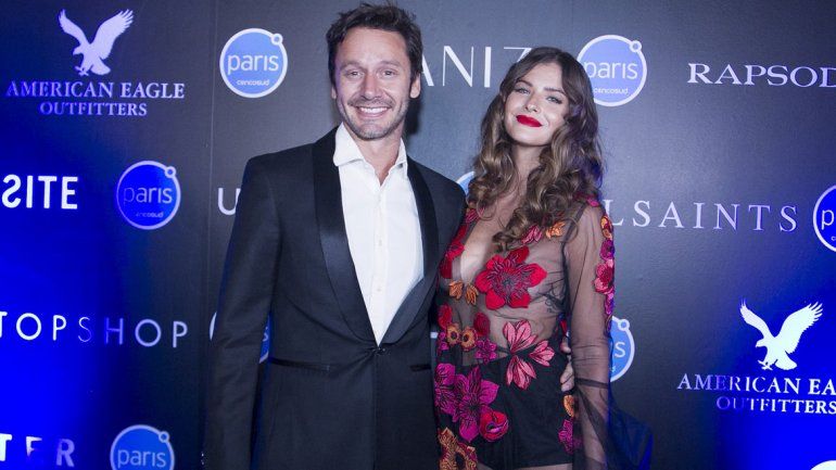 La actriz también festejó el fin de semana su cumpleaños número 26, junto al principito chileno y su beba.