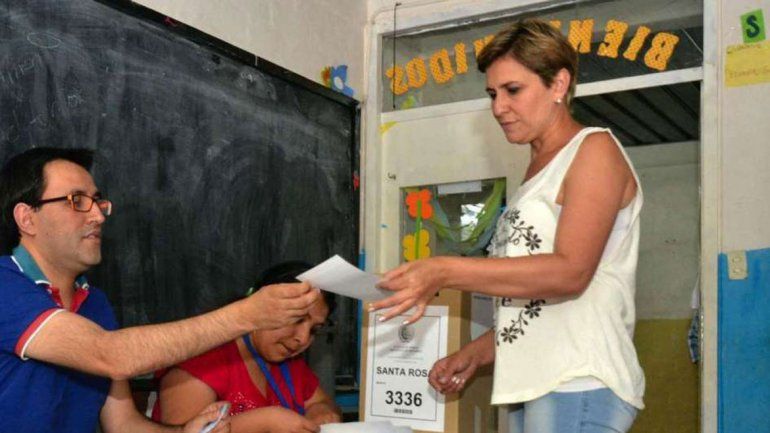 Su hija es titular del Concejo Deliberante de Santa Rosa, Mendoza.