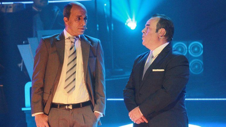 Bossi en la piel de Miguel Abuelo, el fallecido cantante del grupo Los Abuelos de la Nada.