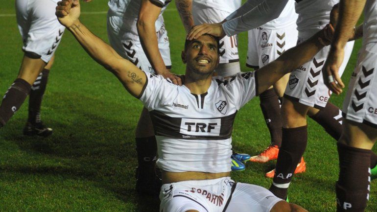 <div>El Calamar superó 1 a 0 a Lamadrid.</div>