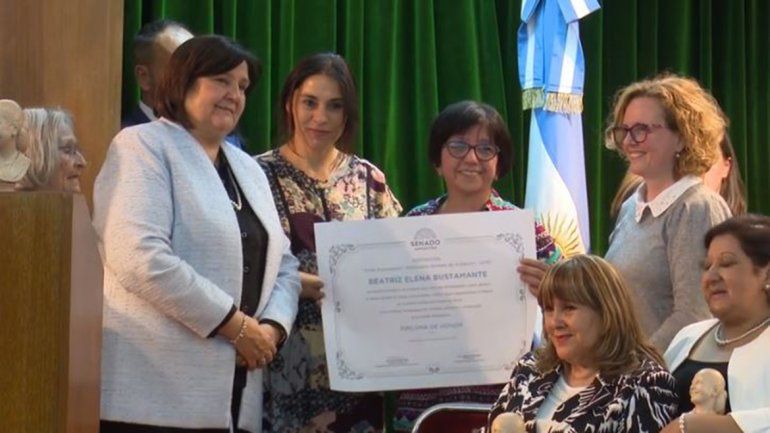 Beatriz Bustamante es médica especialista en esclerosis múltiple.