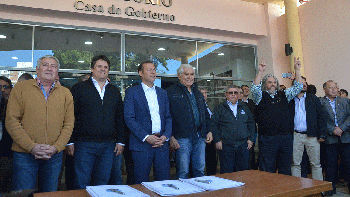 gutierrez y pereyra firmaron el blindaje de vaca muerta gutierrez y pereyra firmaron el blindaje de vaca muerta