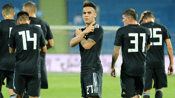 con el huevo acuna de titular, la seleccion goleo a irak