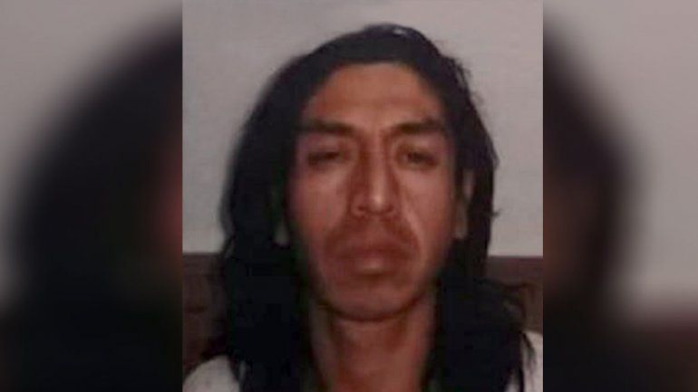 <p>Hernando Quintulef permanece prófugo por el femicidio de Lorena Carrasco.</p>