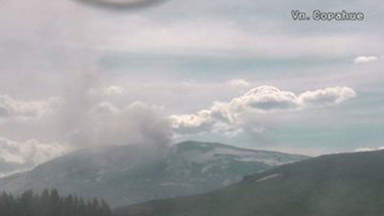 Due to the intense seismic activity, the Copahue volcano was again on yellow alert