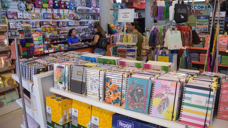 En pleno enero, las librerías tienen el stock listo a la espera de clientes.