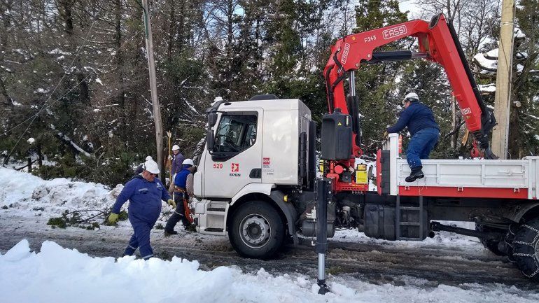 Se complica La Angostura con 72 horas sin luz ni agua: suben el alerta a naranja