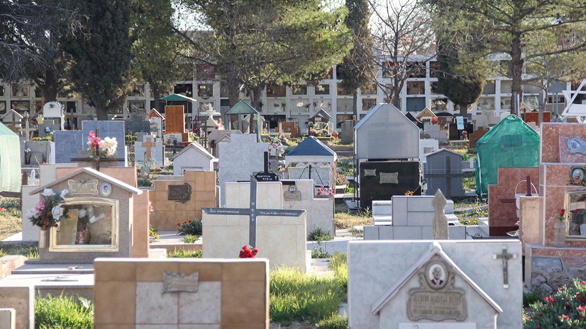 Proyectan un nuevo cementerio cerca de la cárcel - Lmneuquen.com