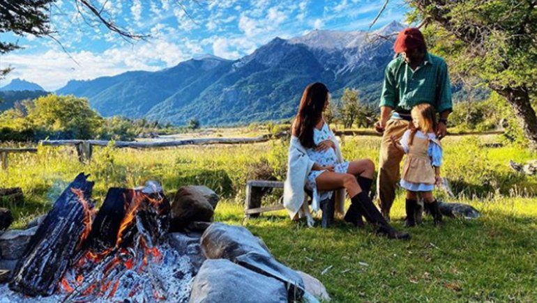 Zaira se instaló en San Martín de los Andes para recibir a su segundo hijo.