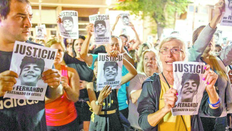 Fernando Báez Sosa fue asesinado por diez rugbiers. El crimen afectó el patrocinio de ese deporte.