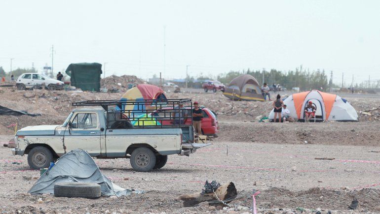 La justicia ordenó el desalojo de la toma de Casemiro Gómez.