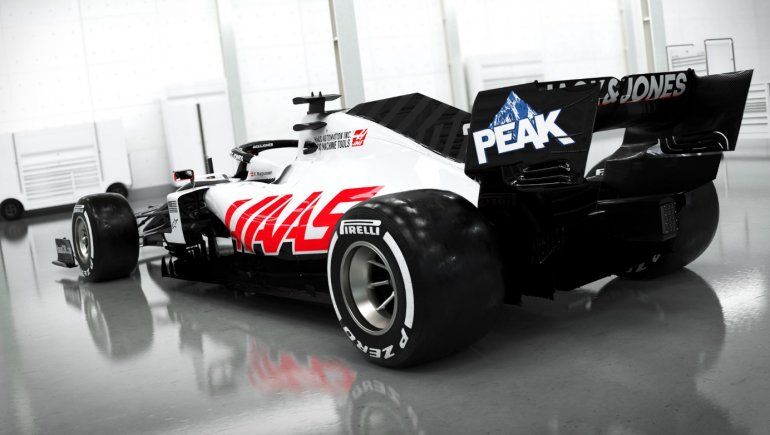 El equipo Haas de Fórmula 1 mostró en sus redes sociales el diseño que llevarán sus autos en el 2020 de Fórmula 1 con una estética usada hace dos años.