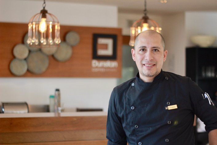 Cristian Alfaro, cocinero Hotel Herradura