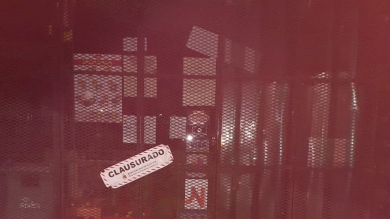 Clausuraron un súper chino en Plottier por vender bebidas alcohólicas a menores.