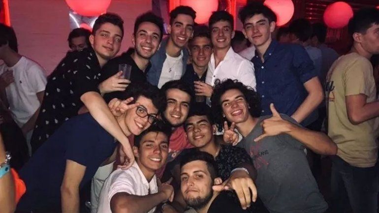 Gastón Muzlera, amigo de Fernando Báez Sosa, compartió la carta que le dedicó y fotos con el joven asesinado.