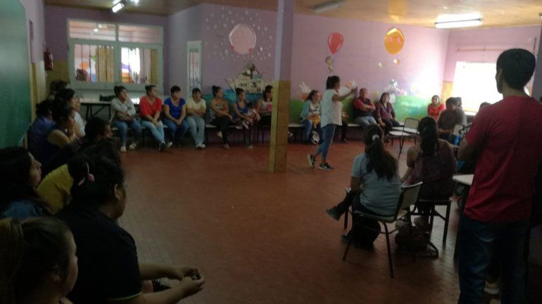 Reclamo en la Escuela de Barrancas