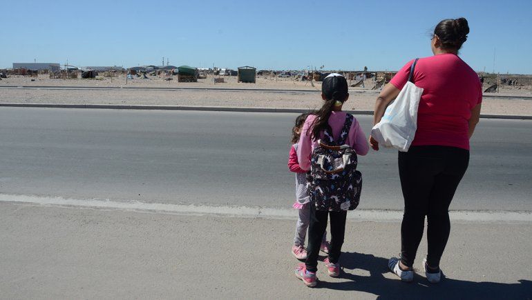 Salud en la Toma Casimiro Gómez: hay nenes enfermos y con picaduras