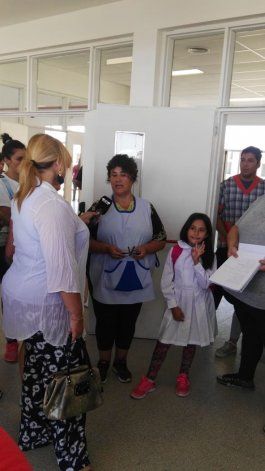 Toma en la Escuela de Colonia Nueva Esperanza