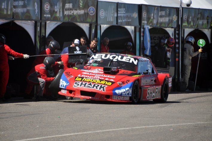 Hasta en el recambio de neumáticos el equipo de Benvenuti fue uno de los más rápidos.